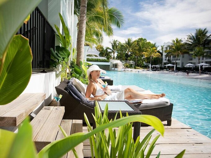 Peppers Beach Club Port Douglas Restaurant Poolside