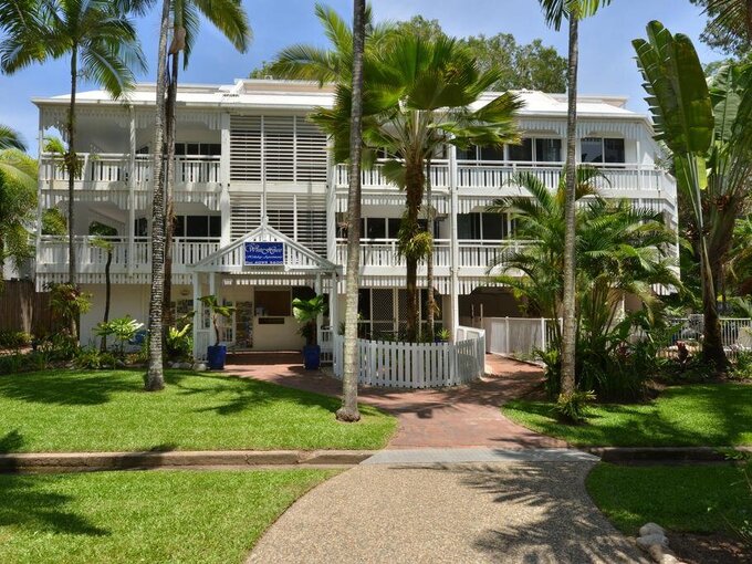 The White House Port Douglas