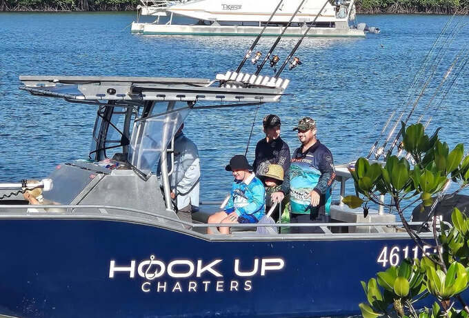 Hook Up Fishing Charters Port Douglas