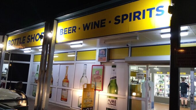 Four Mile Bottle Shop