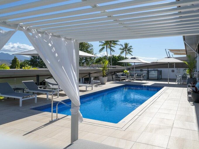 Saltwater Luxury Apartments Port Douglas - Pool
